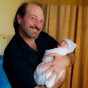 Meet your Posher, Carlos